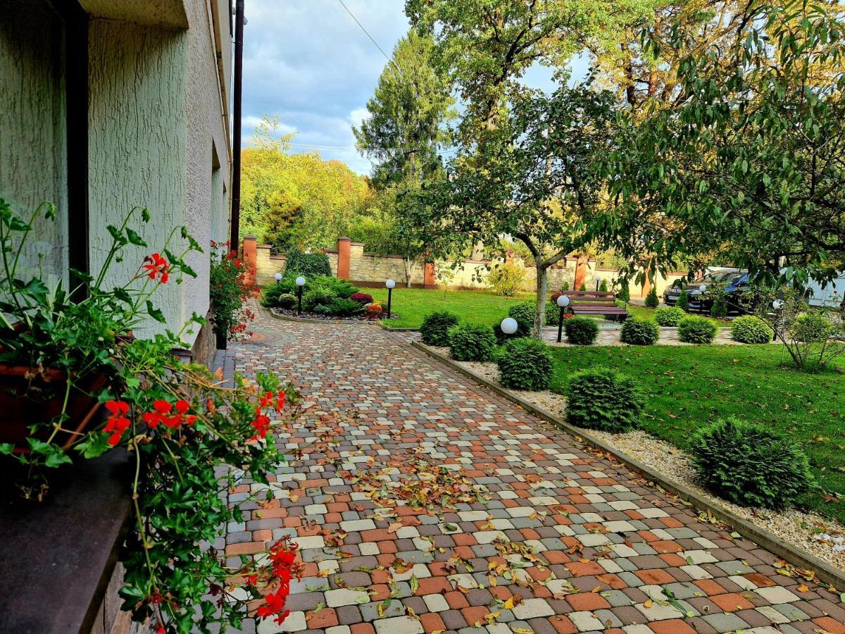 Villa Zenko Lviv Dış mekan fotoğraf